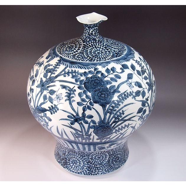 古染付蛸唐草割鹿景図花瓶｜有田焼 陶芸作家 藤井錦彩作 : 有田焼 藤井