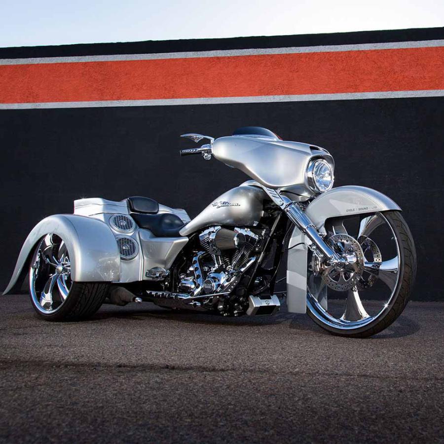 ハーレー トライグライド ビッグホイール トライクフェンダー 右 Paul