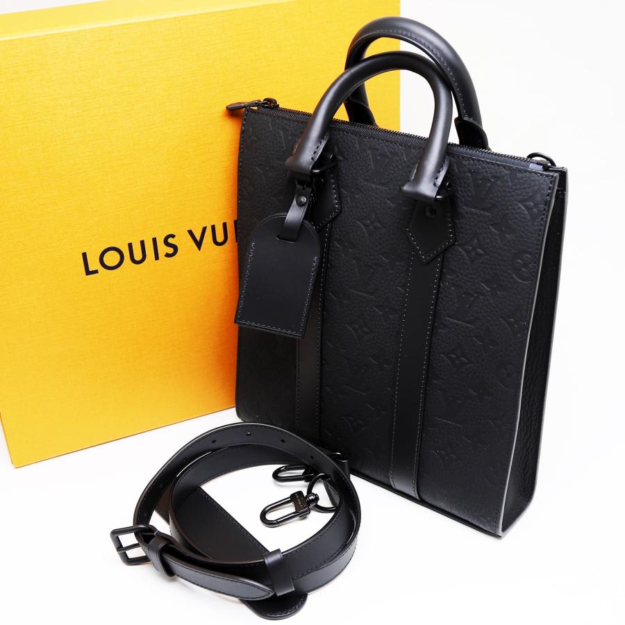 LOUIS VUITTON（ルイ・ヴィトン） 新品同様品 モノグラム・トリヨン