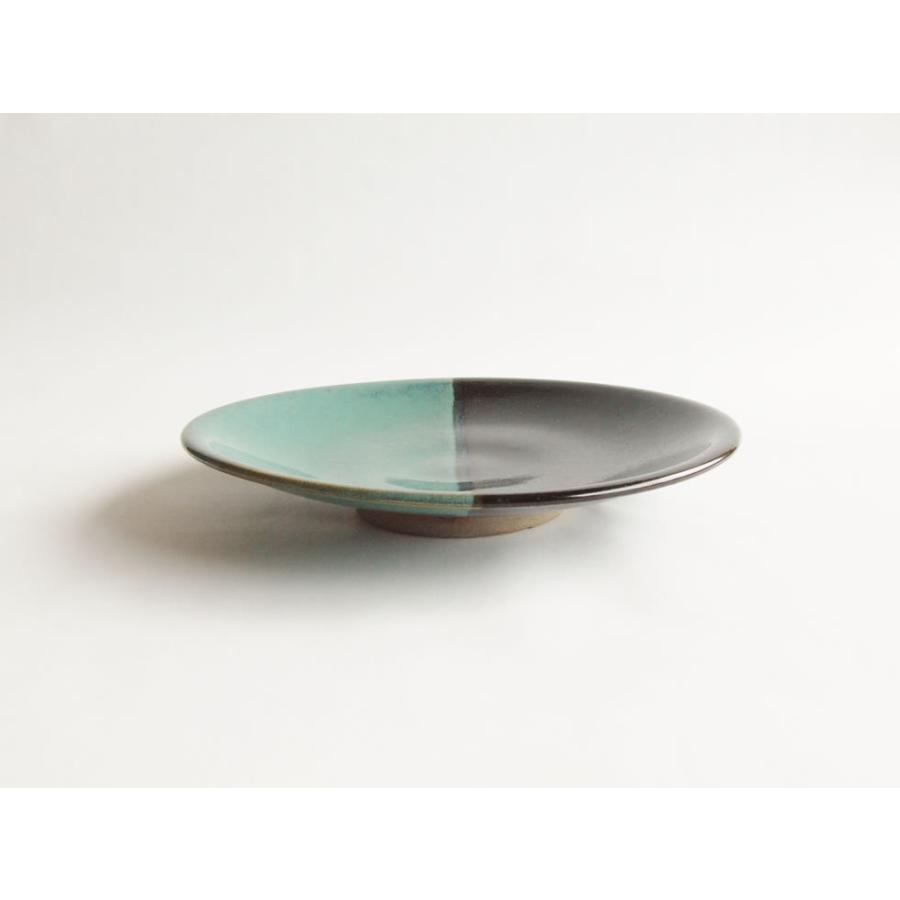 鳥取の民藝 牛ノ戸焼窯元 7寸皿 中皿 緑と黒の染分 : おまめ - 通販