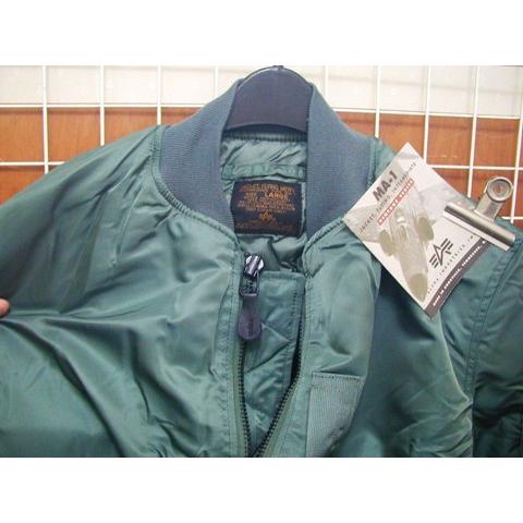ALPHA Industry VINTAGE グリーン MA-1 Made in USA サイズ：L