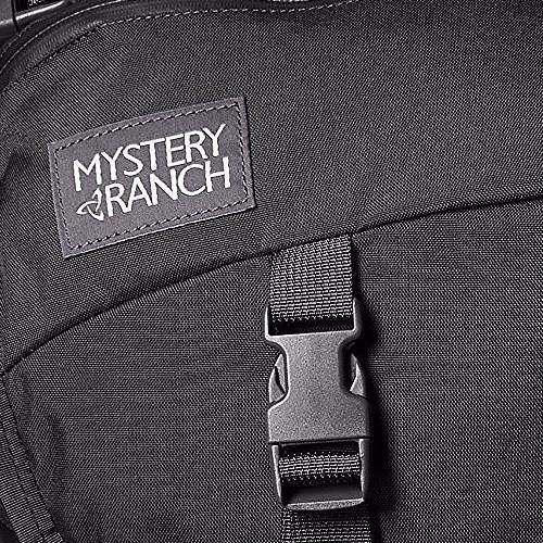 MYSTERY RANCH（ミステリーランチ） インベーダー ショルダーバッグ