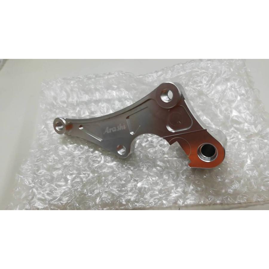 純正キャリパー専用 320mmプレート用 キャリパーサポート 銀色 新品