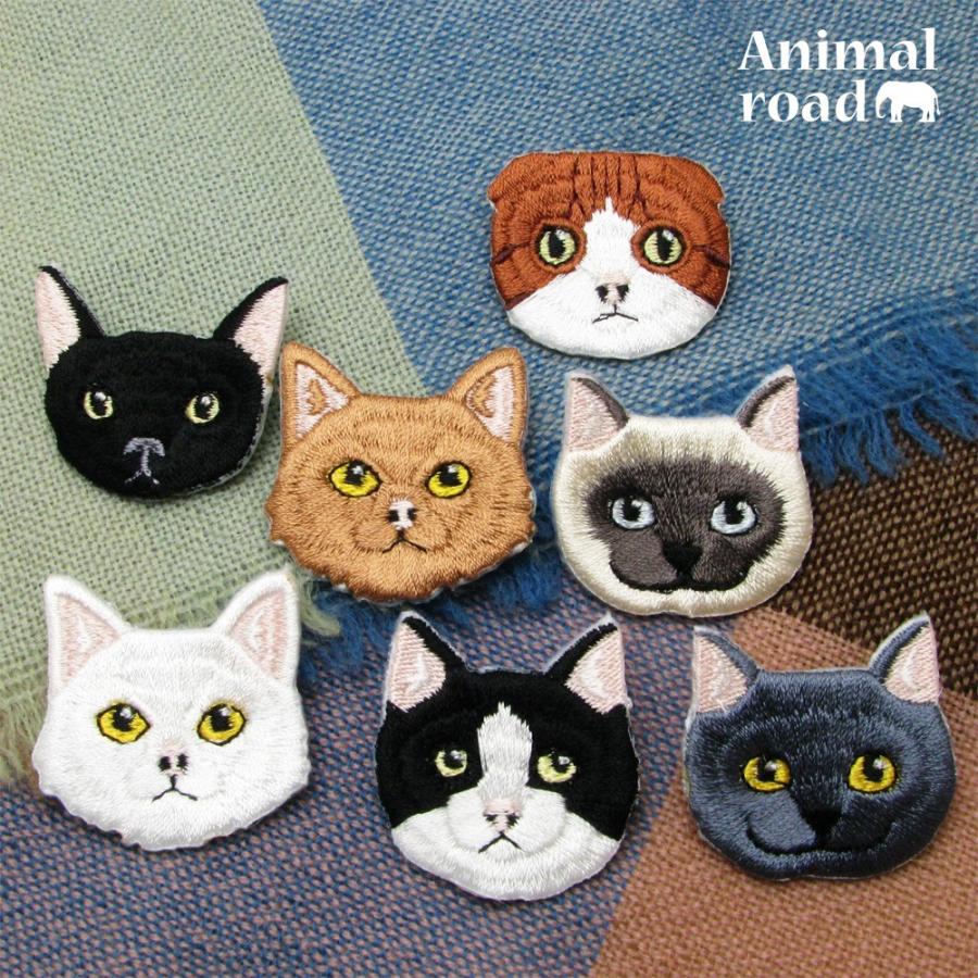 ブローチ 猫 ねこ ネコ 刺繍 ワッペン バッチ ピン KS48016