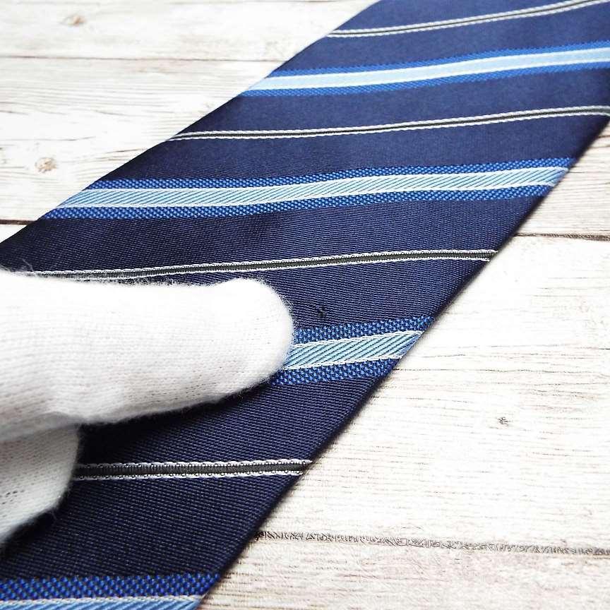 10代・20代にオススメの1本】FEMMIO VALENTINO ストライプ柄 ネクタイ