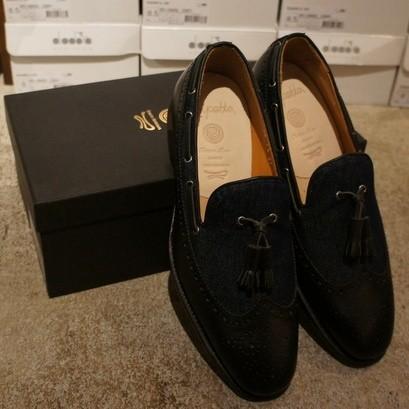 POLPETTA（ポルペッタ） タッセルローファー（ブラック/デニム） : SO