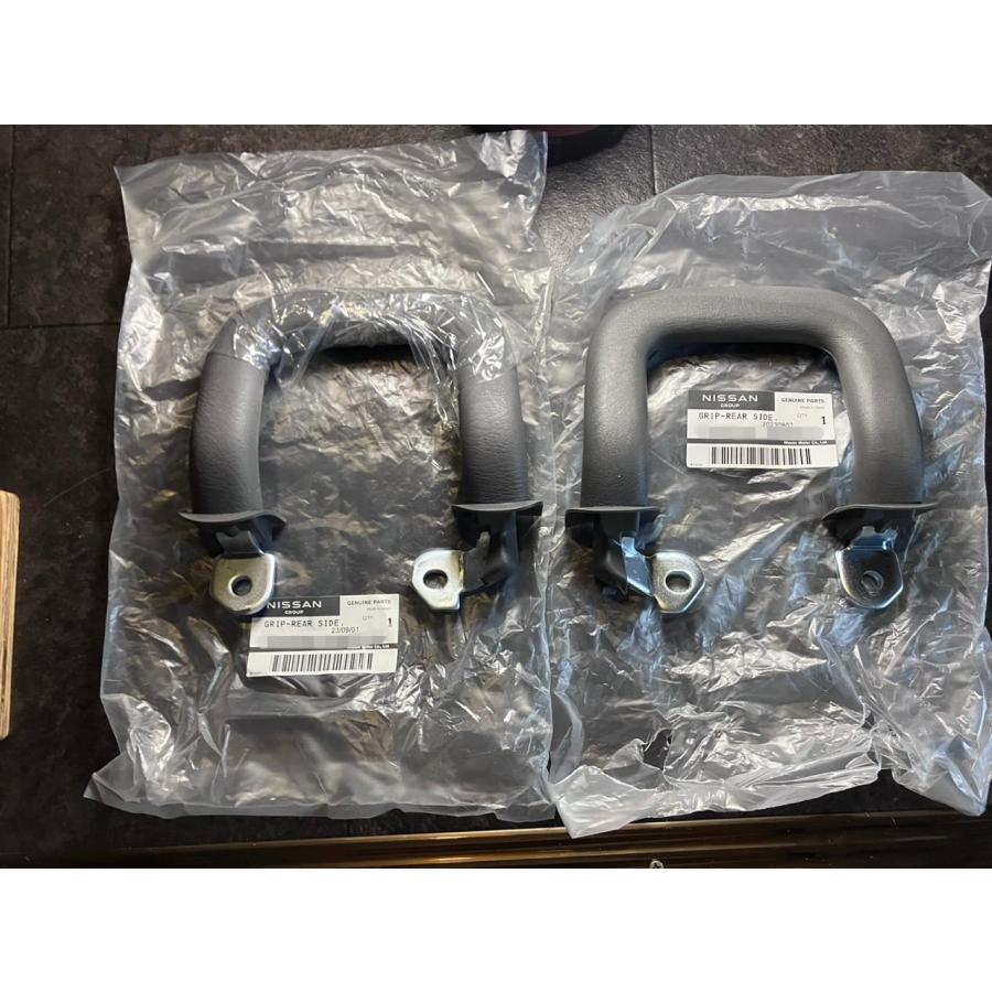 ☆ 日産 純正 新品 NV350 キャラバン 後部座席 アシスト グリップ 左右