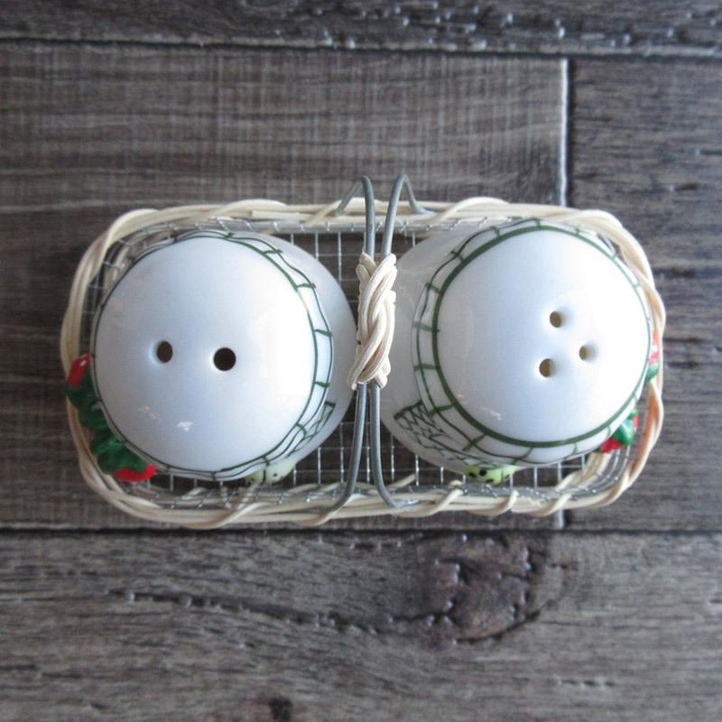 調味料入れ セット ソルト ペッパー 塩 胡椒 苺 カゴつき レトロ