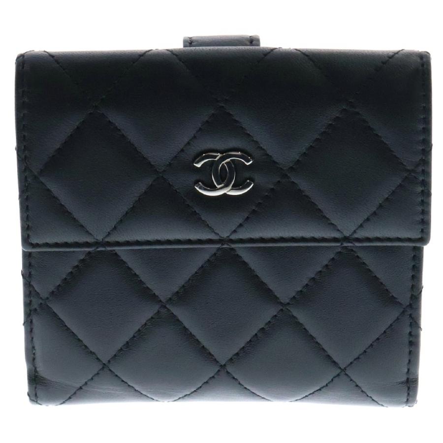 CHANEL（シャネル） マトラッセ 二つ折り財布 黒 ラムスキン シルバー