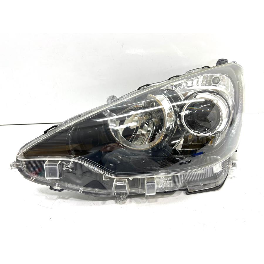 ☆研磨・美品☆ トヨタ アクア NHP10 前期 G's 純正 左 LED ヘッド