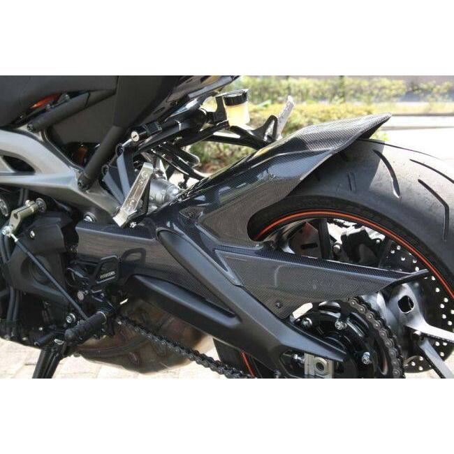 STRIKER（ストライカー） カーボンリヤフェンダー MT-09 TRACER XSR900