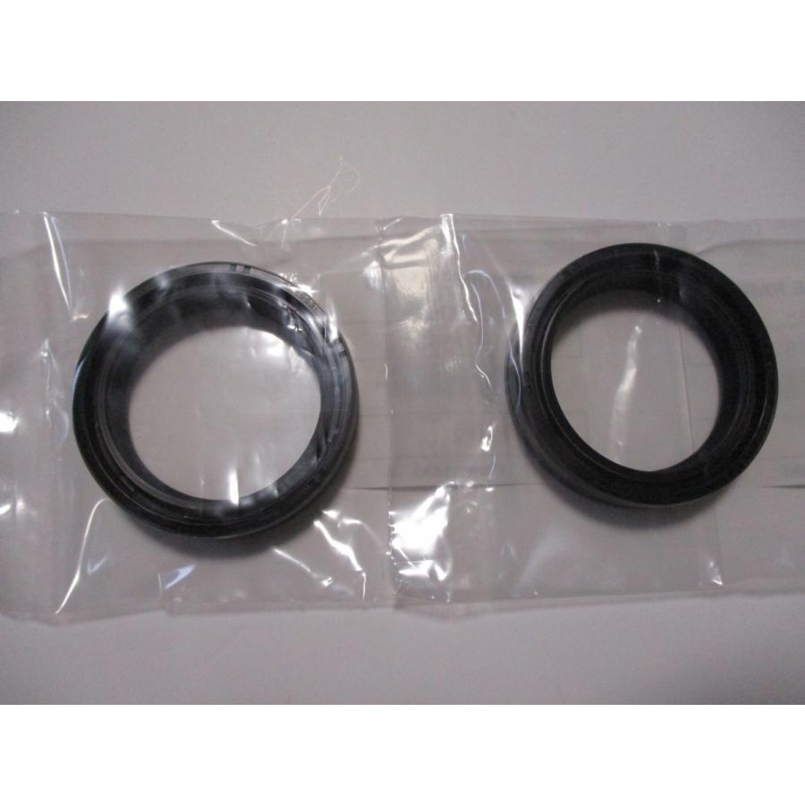 送料無料☆新品☆ZZR400／ZXー4☆純正フロントフォークオイル