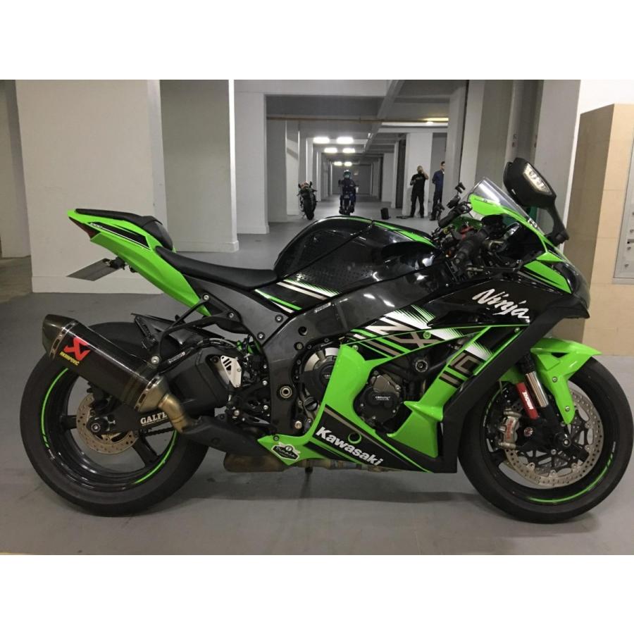 Kawasaki ZX-10R 16-22年 カーボンフレームカバー 左右セット : 輸入