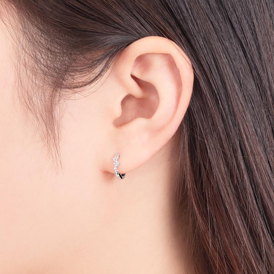 ジュエリーツツミ K10ホワイトゴールドダイヤモンドピアス