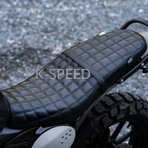 トライアンフ スピード400 シート Diabolus スクエアパターン ブラック