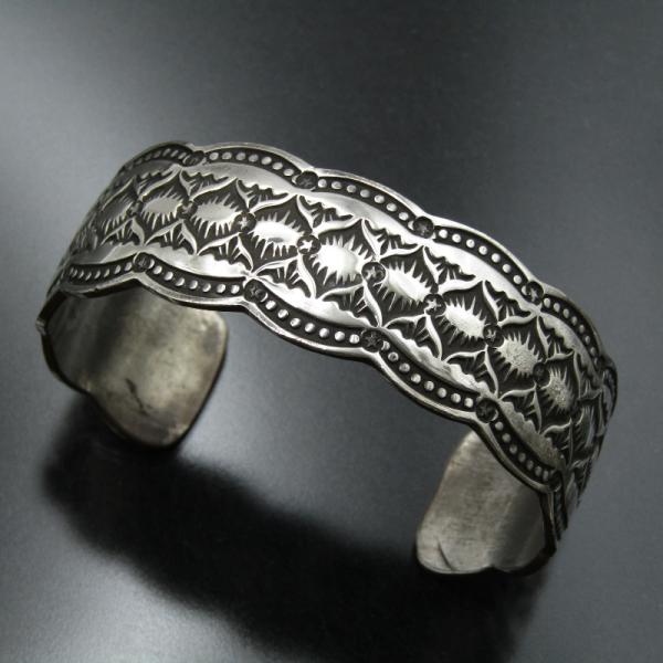 Gary Reeves ナバホ族 バングル スタンプワーク ゲーリーリーブス