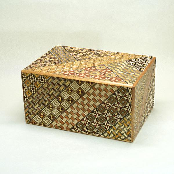 箱根寄木細工 秘密箱（からくり箱）54回仕掛け（難関）6寸 : クラフト