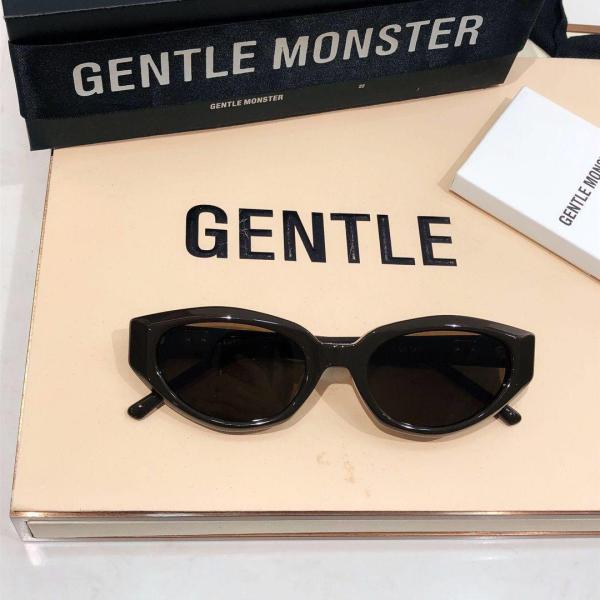 新品未使用※人気モデル*GENTLE MONSTER・ジェントルモンスター Jennie