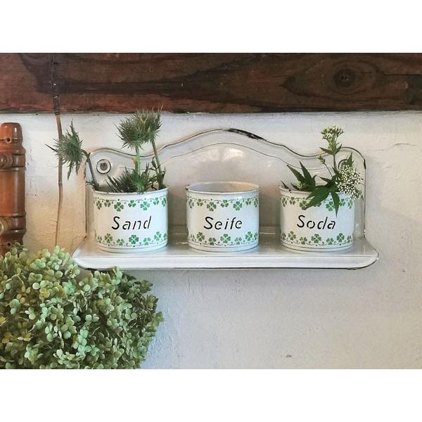 ホーロー クローバーのサボンラック ドイツアンティーク : BAU