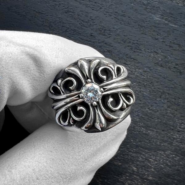 CHROME HEARTS（クロムハーツ） キーパーリング ダイヤモンド 19号