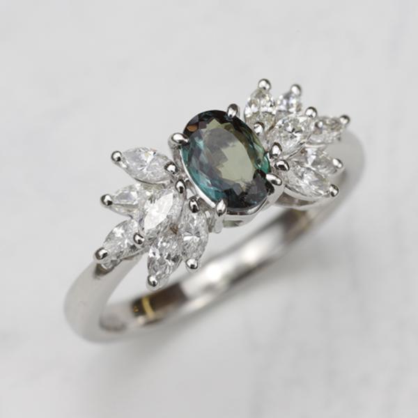 Pt900アレキサンドライト0.72ct/ダイヤモンド0.67ctリング 鑑別書付