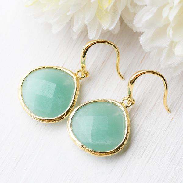 マロンカット アマゾナイト ピアス 爽やかなブルーグリーンが揺れる