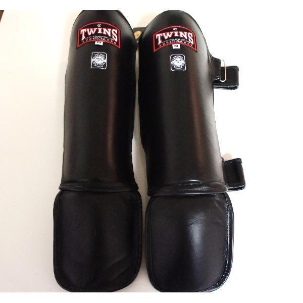 新TWINS ツインズ 本革製キックボクシングレガース 踵止め無し 黒 M
