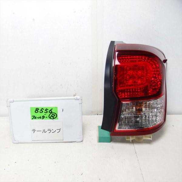 送料無料 平成25年 カローラフィールダー NZE161G テールランプ ライト