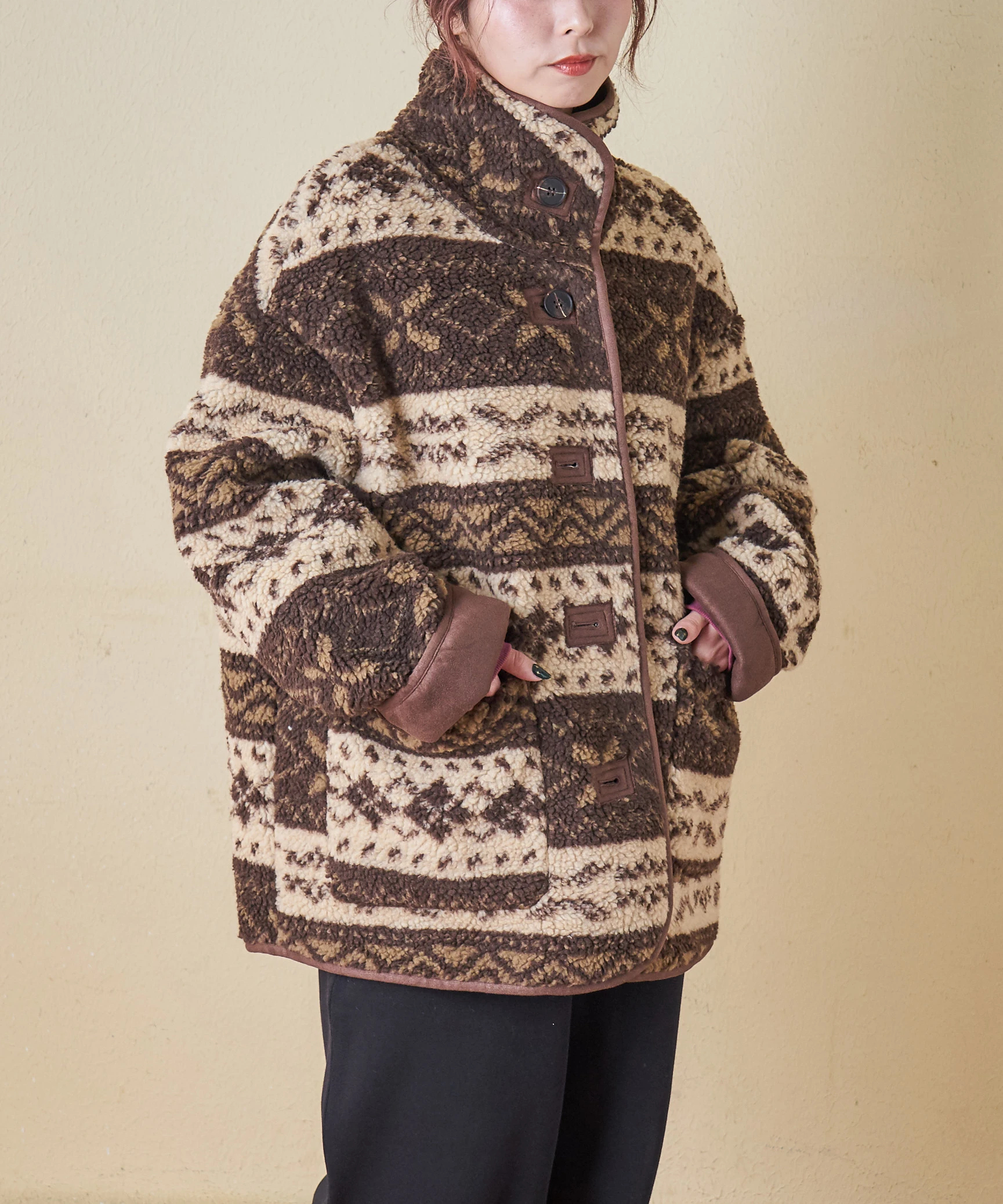 冬クリアランス】WEB限定 evo. (エボ) 総柄ボア × フェイクスウェード