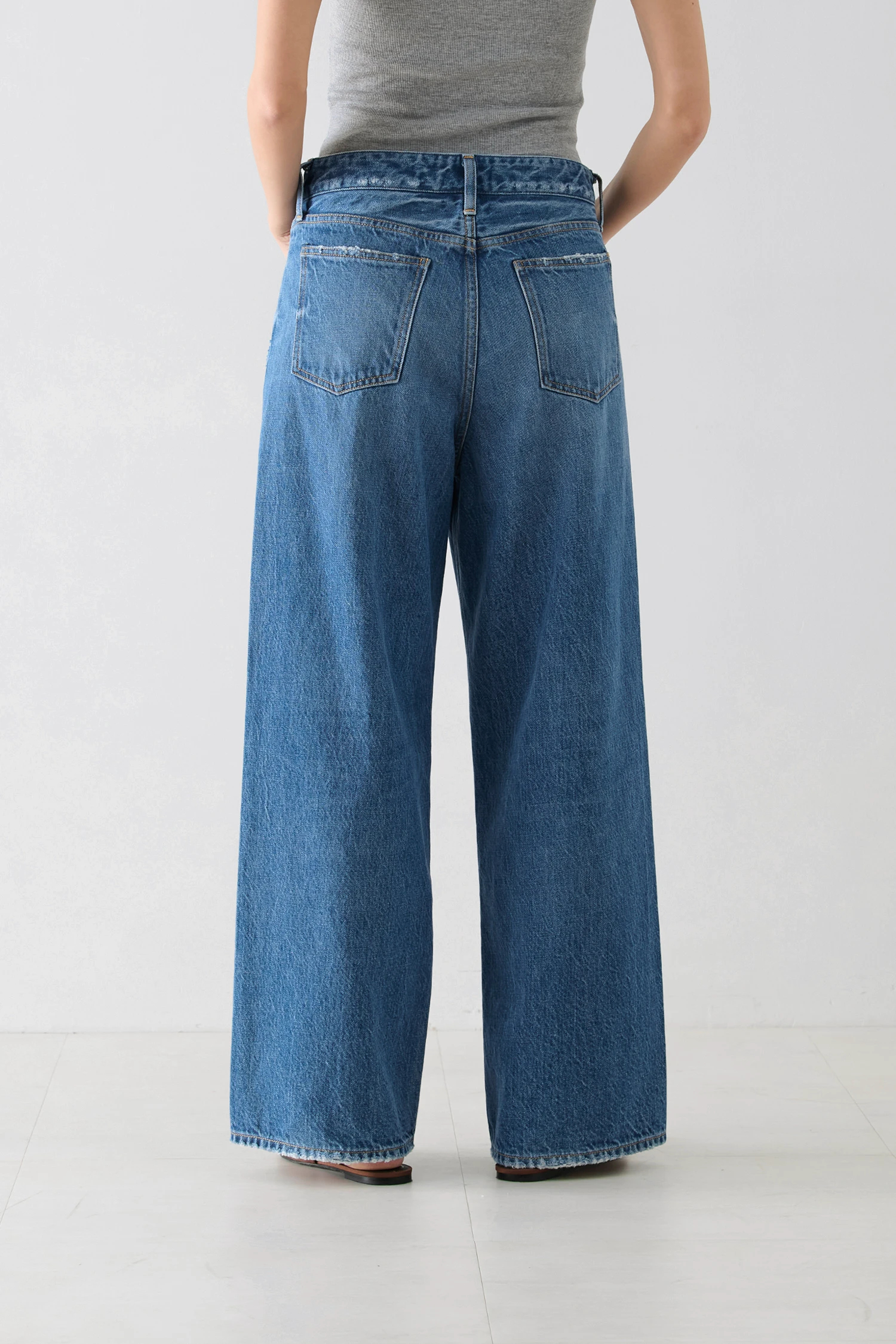 RED CARD TOKYO（レッドカード トーキョー）｜Kansasアイテムの詳細