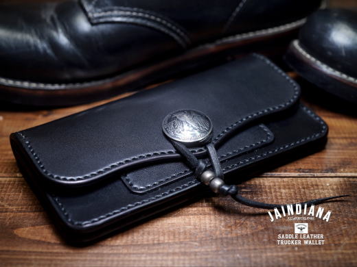 TRWE-B 定番ブラックサドルレザーのトラッカーウォレット