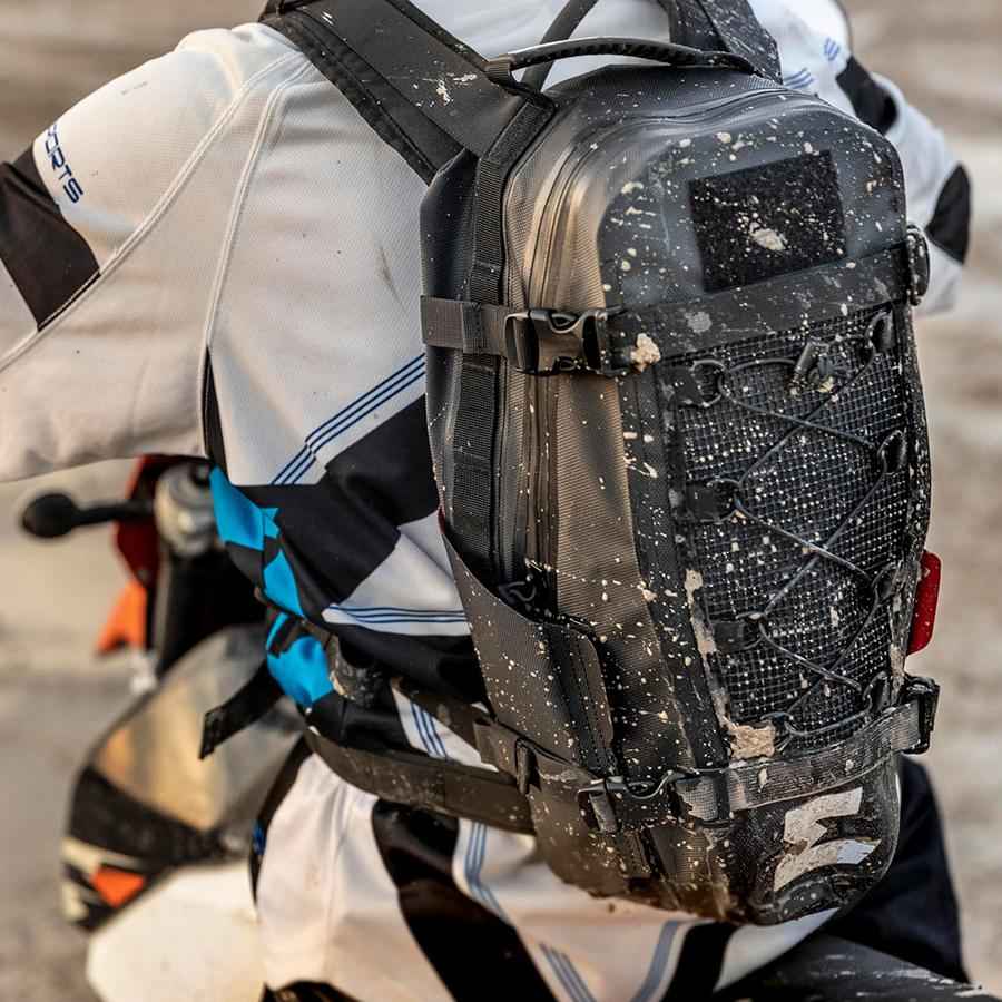 返品無料】エンデュリスタン【防水】ハリケーン バックパック 25L