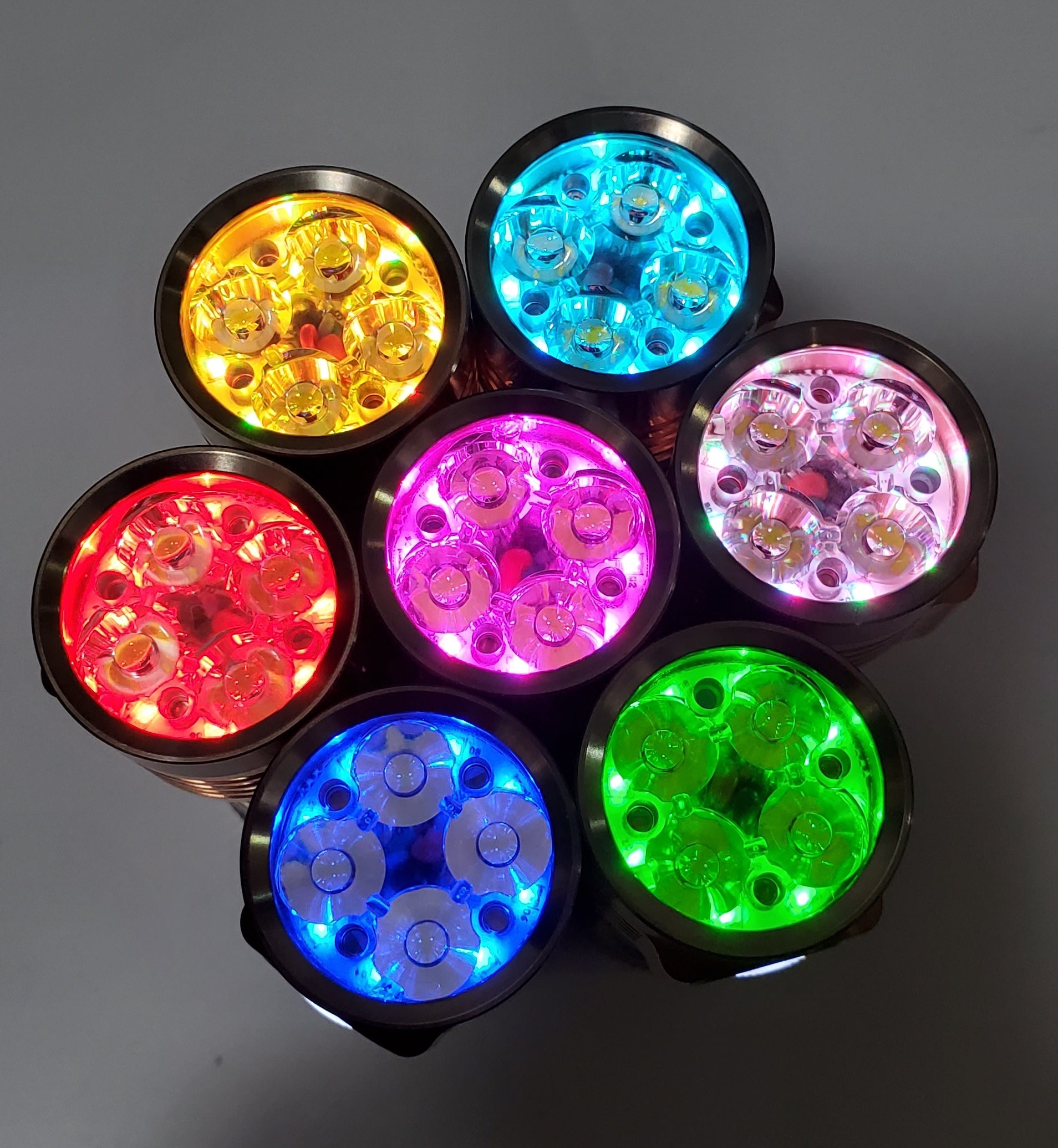 Jackson Lee's (JLHawaii808) Flashlights