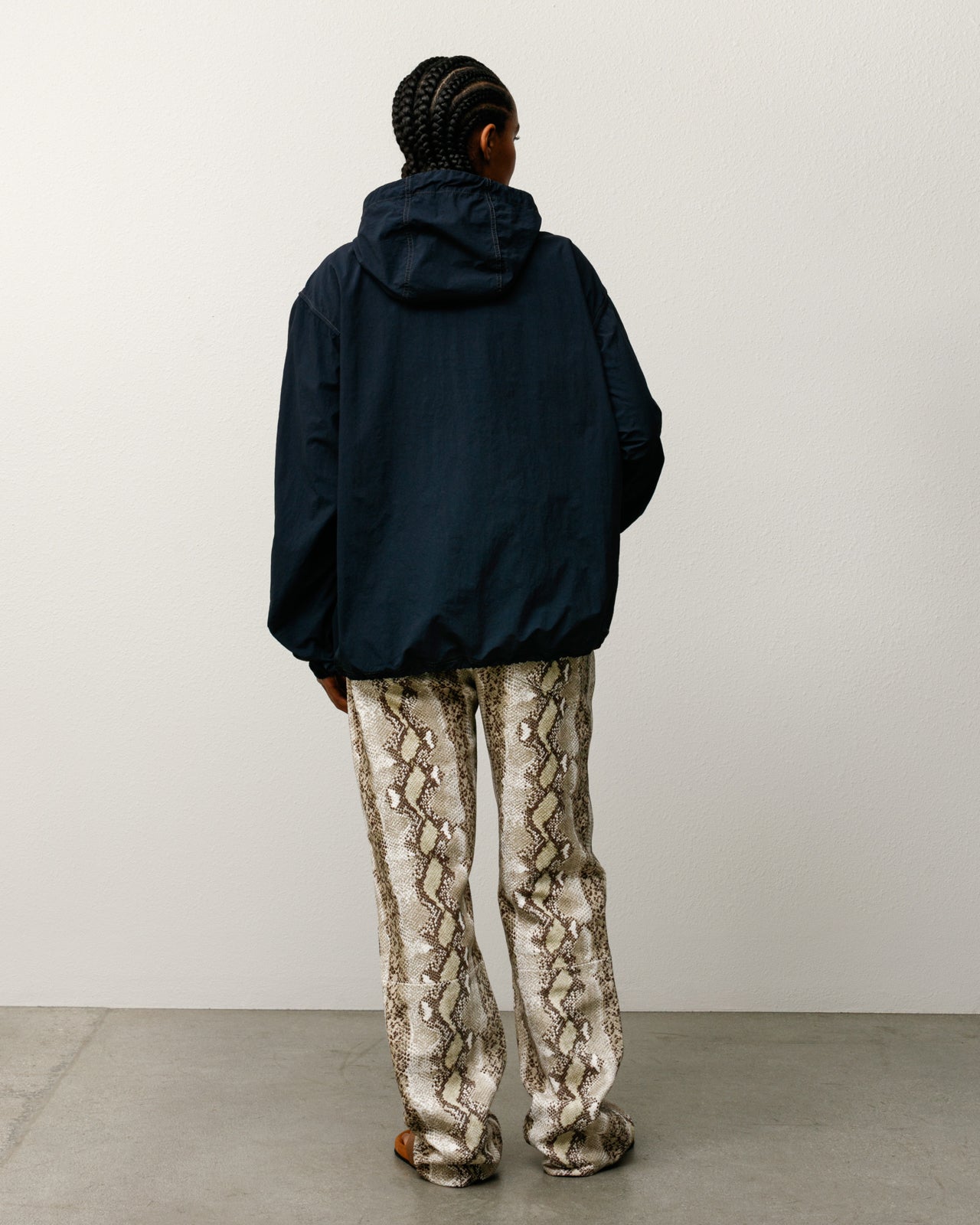 Lightweight Hooded Jacket – Navy | Outerwear | Stüssy Japan