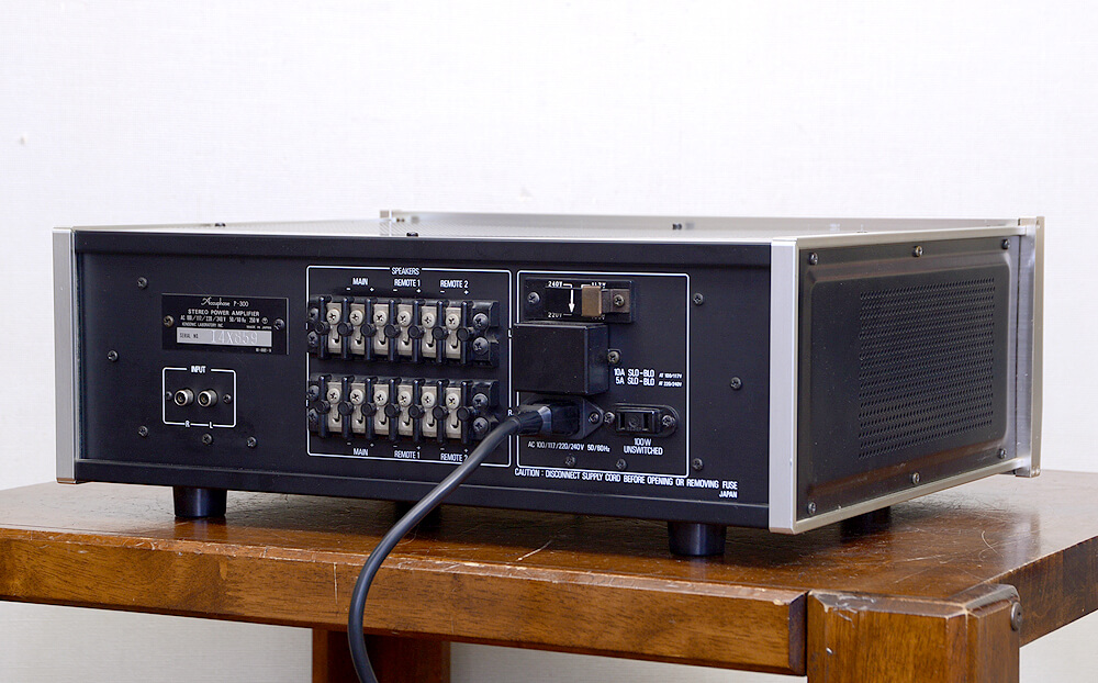 Accuphase P-300 パワーアンプ / 札幌の中古オーディオ・レコード販売