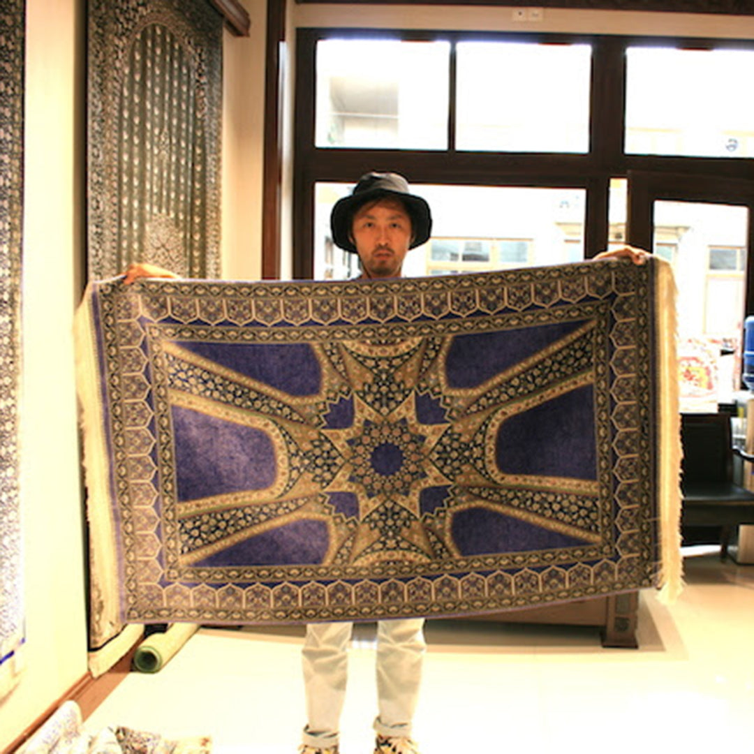 ペルシャ絨毯 イラン カシャーン産リビングサイズ 227✕135