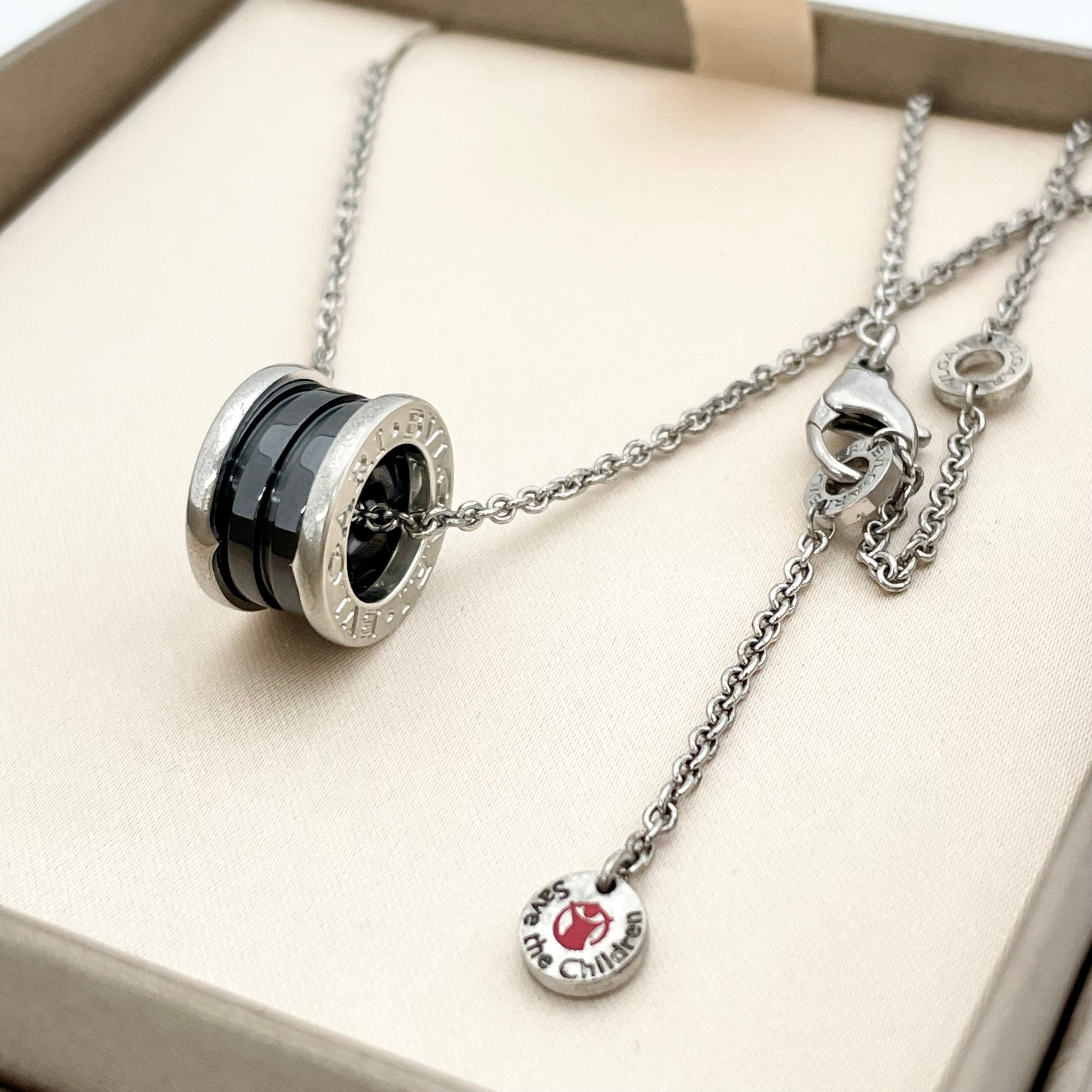 送料無料】BVLGARI（ブルガリ）セーブ・ザ・チルドレン ネックレス 中古品