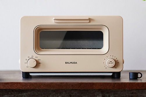 バルミューダのトースターが一新、細かな温度制御でパンの美味しさを