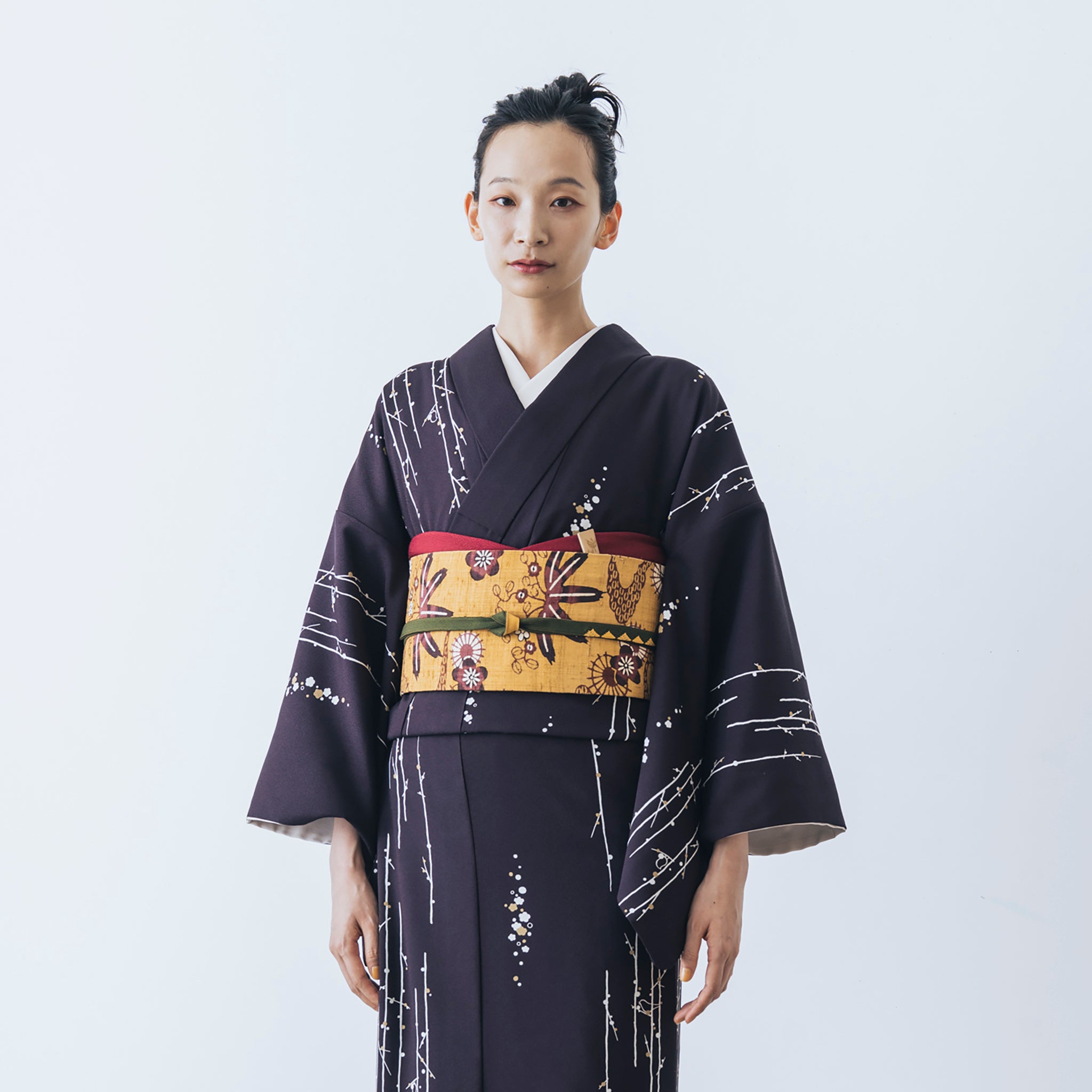 東レシルック 小紋 ～kifkif～「梅に鶯」 濃色 【袷・単衣用】 – KAERUWA