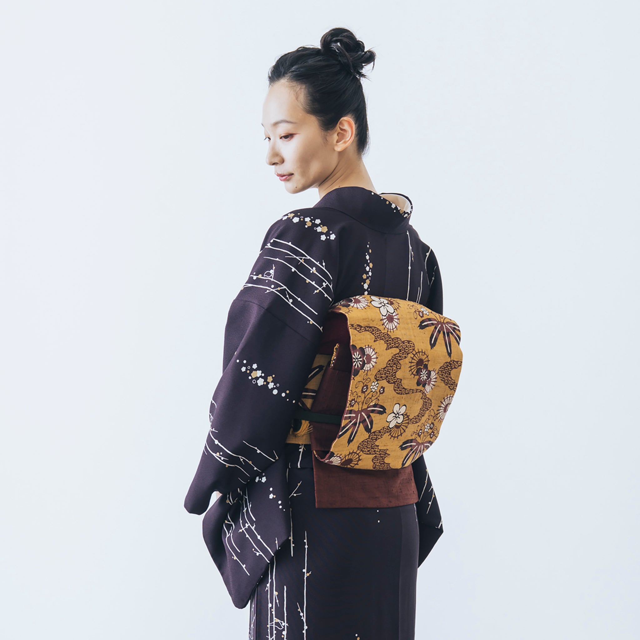 東レシルック 小紋 ～kifkif～「梅に鶯」 濃色 【袷・単衣用】 – KAERUWA