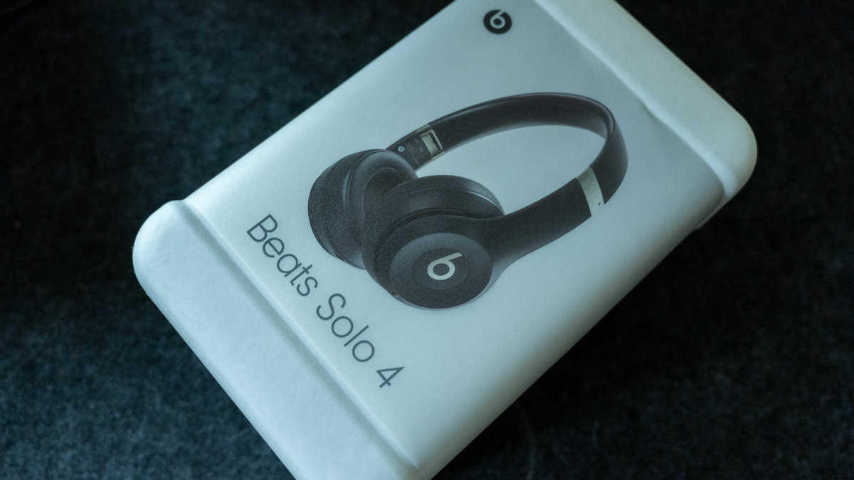 約5年振りの新作】Beats Solo 4 が登場！その実力はいかに？ 実機で