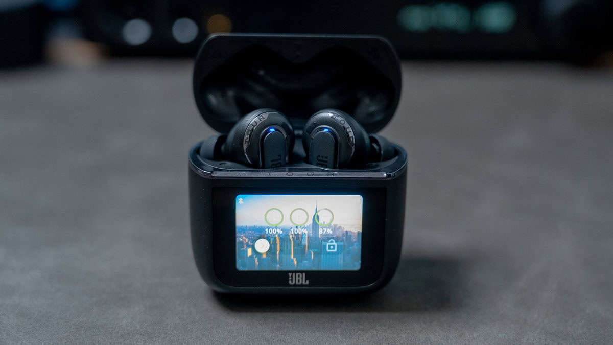 JBL TOUR PRO 3 レビュー｜今年は完全にNo.1を狙いにきた！ 本気すぎる