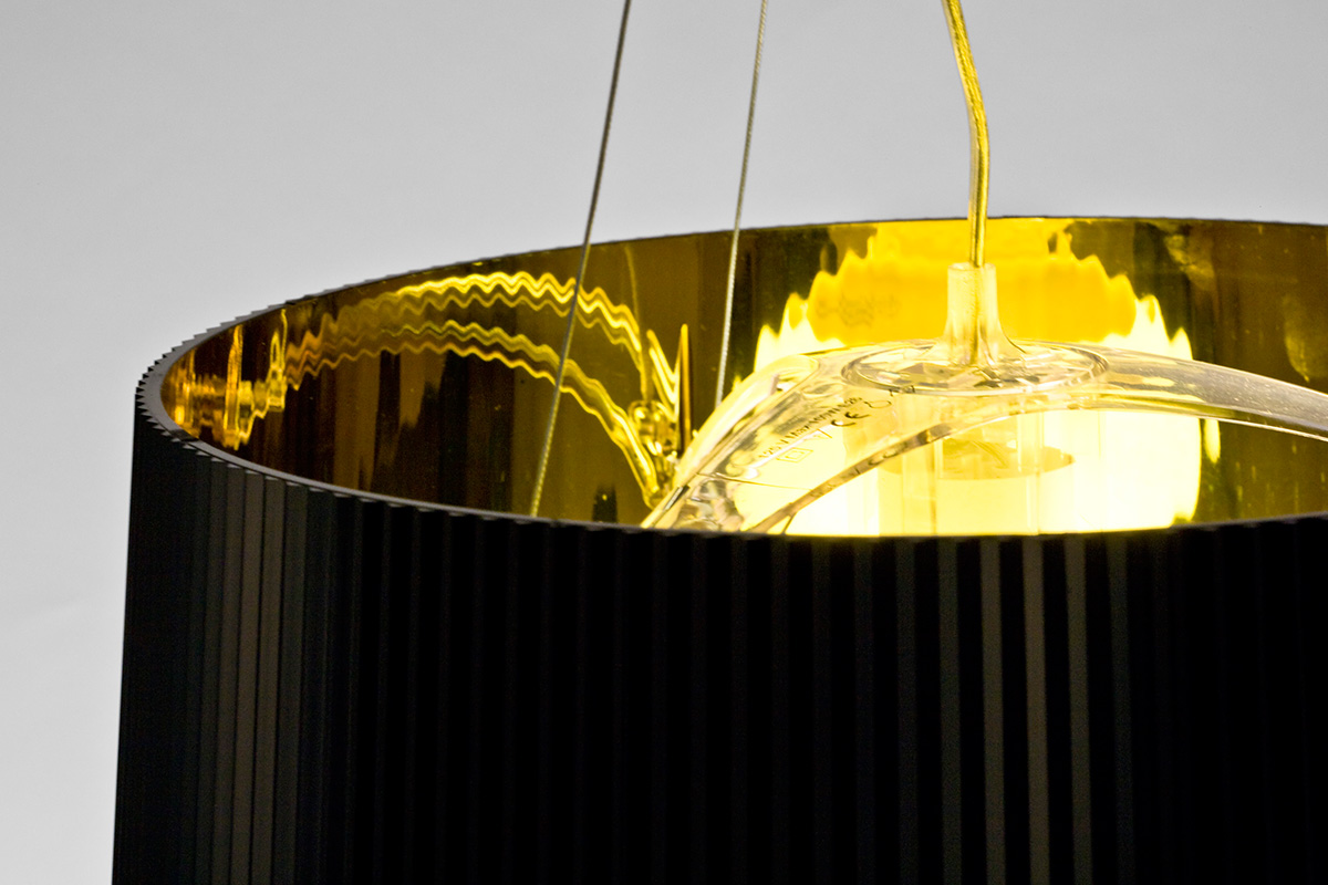 ジェー｜Kartell｜カルテルオフィシャルサイト｜イタリア製 家具