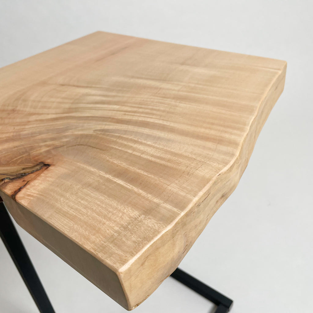 鬼童銘木】No.1146 一枚板楓（かえで）サイドテーブル – 【公式】鬼童