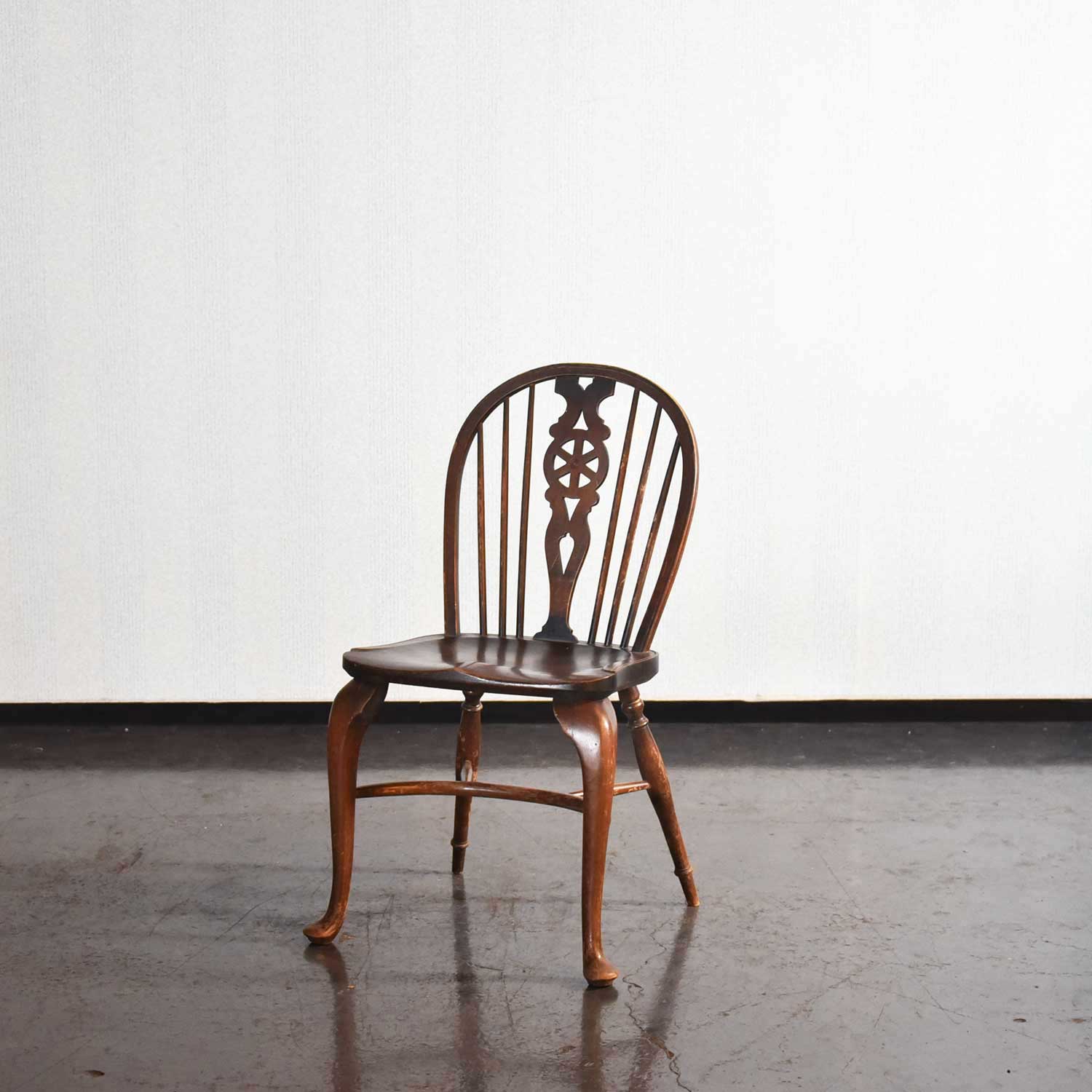 インダストリアル アイアンチェア CH-56 – 神戸アンティークウェアハウス