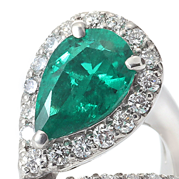 プラチナ エメラルド ダイヤモンド リング（E0.613ct D0.60ct）｜真珠