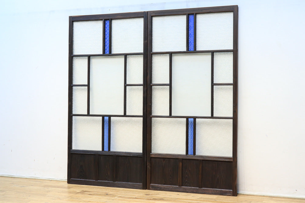 幅900ミリ 昭和レトロ!! 爽やかなブルーのカタガラスが映えるガラス戸