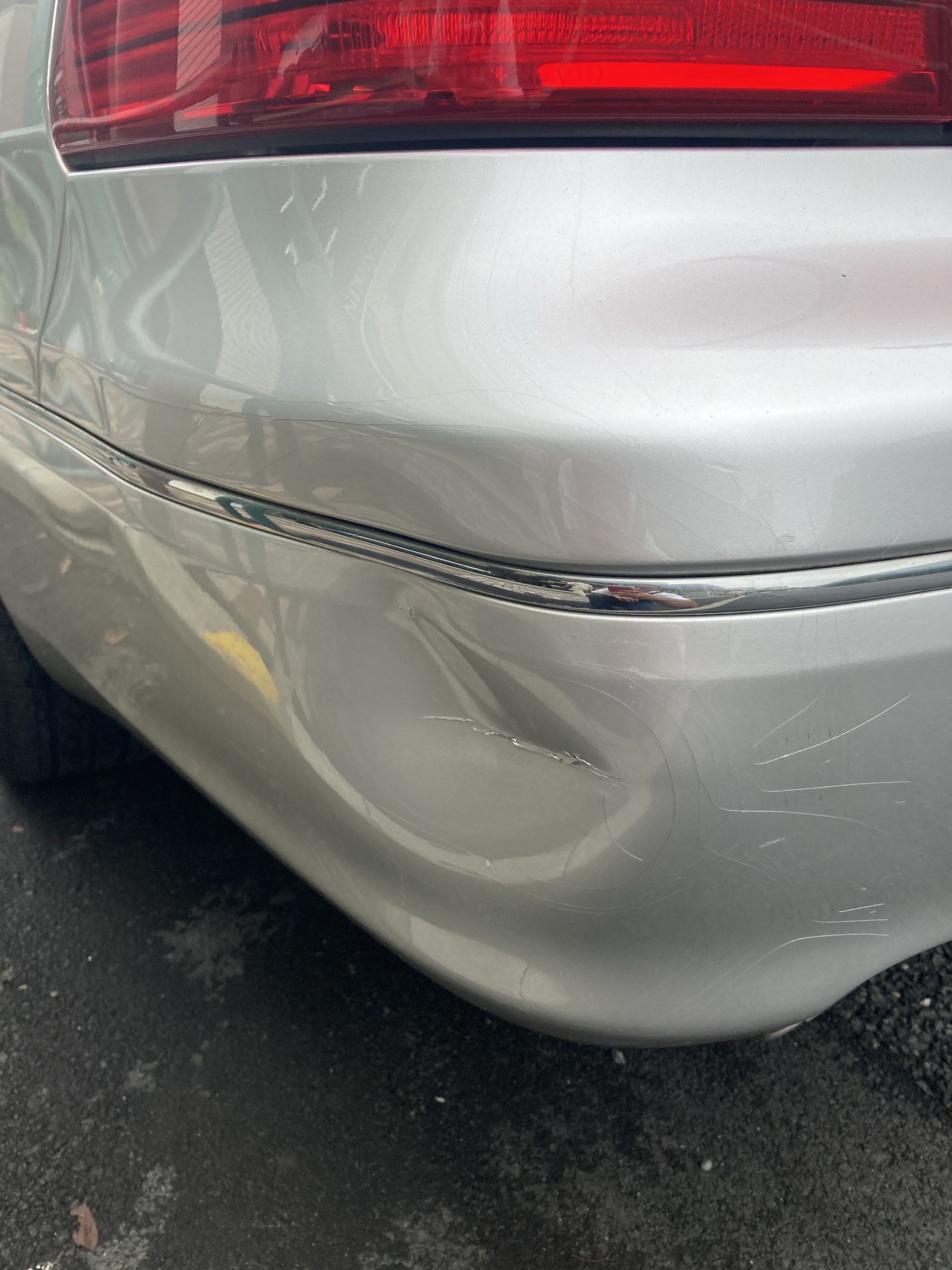 トヨタ セルシオ 前後バンパー修理 | 有限会社小池自動車板金工業所