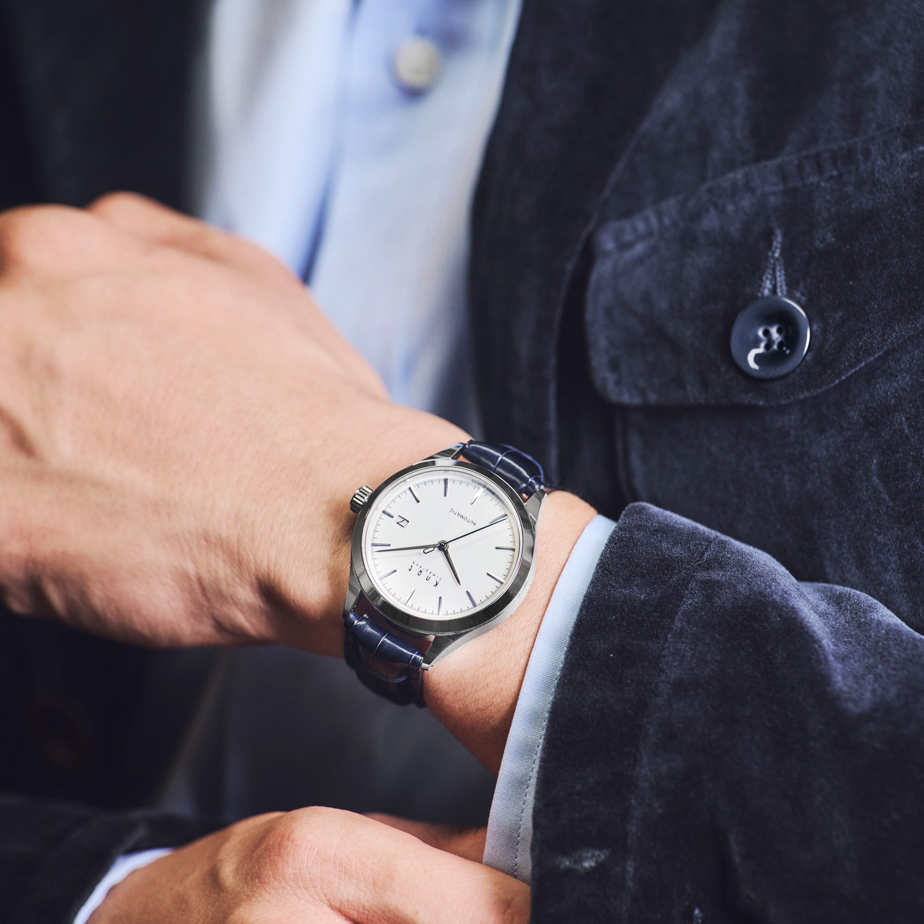 Knot AT-38SVWH1 機械式腕時計 メンズ 自動巻き ホワイト 日本製 薄型