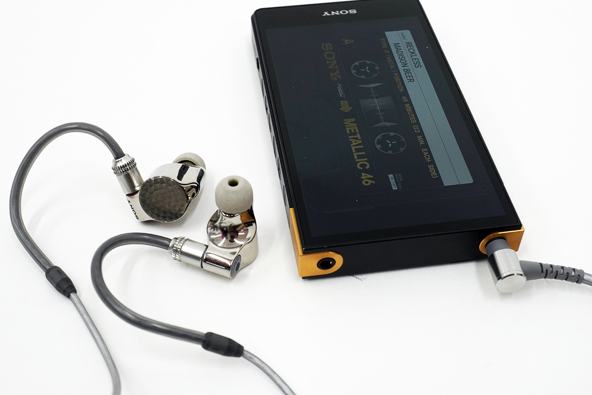 ソニーの最上位インイヤーヘッドホン「IER-Z1R」が、ソニーストアで